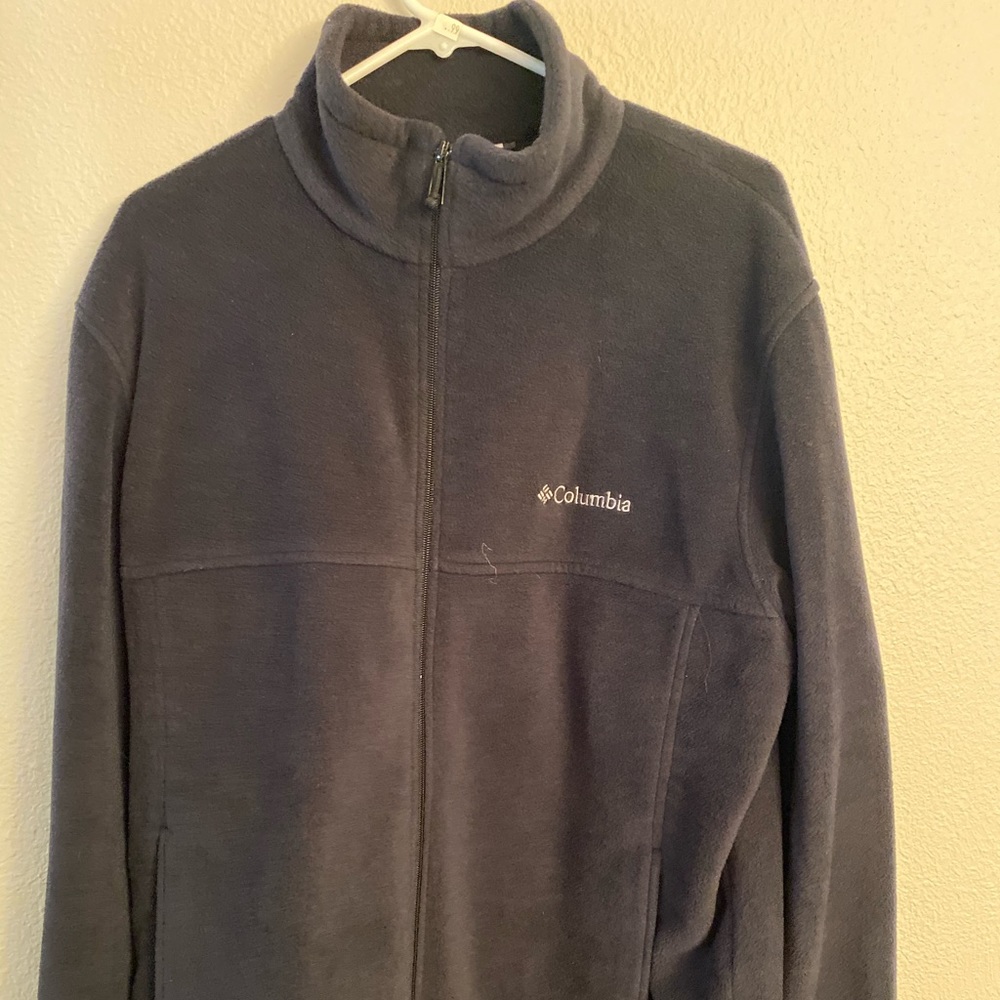 Columbia full-zip black fleece jacket